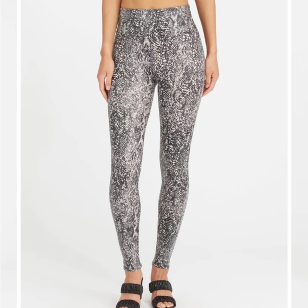 NWOT Spanx | Faux Leather Snake Shine Leggings